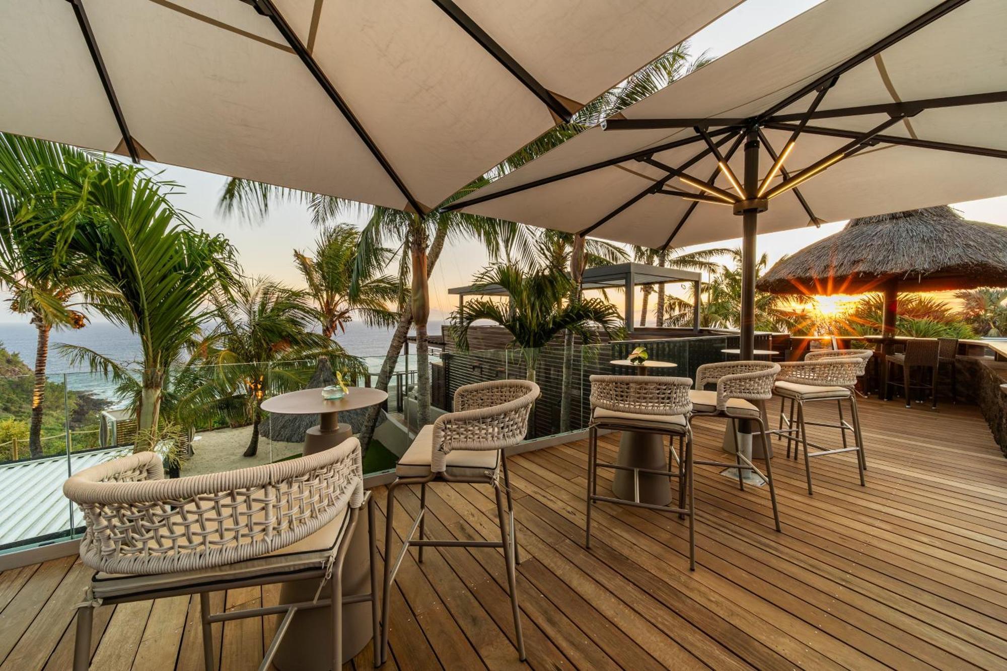Palm Hotel & Spa Petite-Ile Exterior photo
