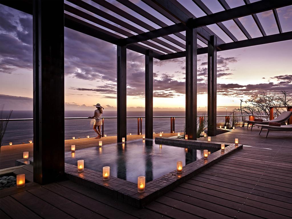 Palm Hotel & Spa Petite-Ile Exterior photo